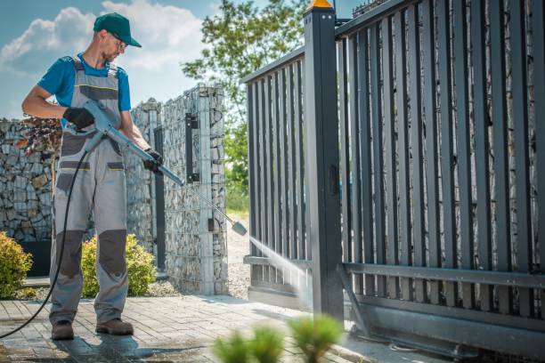 Animal Enclosure Cleaning in Granbury, TX
